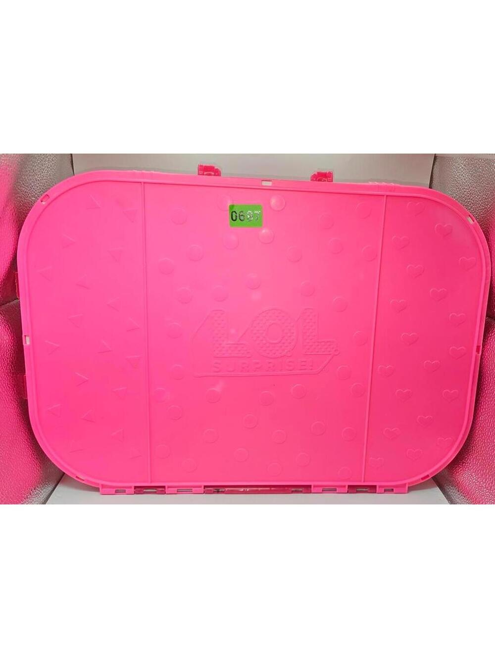 L.O.L. Surprise! Fashion Runway Playset Pink Carrying Case